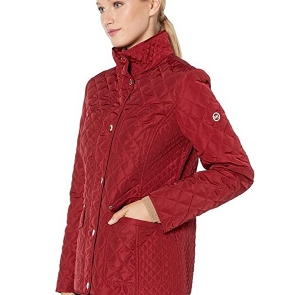 MICHAEL Michael Kors Short Quilt jacket
Women’s size Small
Color: Burnt Red - Picture 5 of 8
